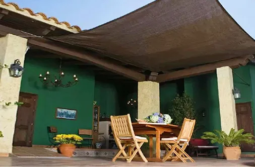 На какво трябва да обърна внимание при избора на слънцезащитна мрежа