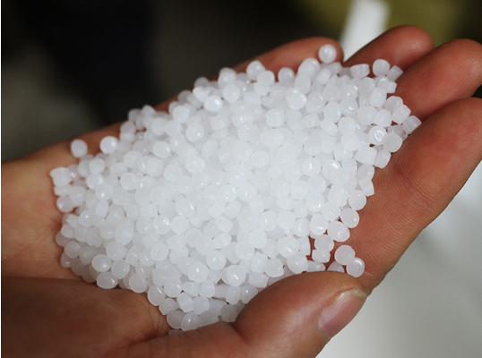 Yantai Double Plastic Industry Co., Ltd. настоява за 100% Virgin HDPE суровини за създаване на висококачествени, екологични и издръжливи пластмасови мрежи